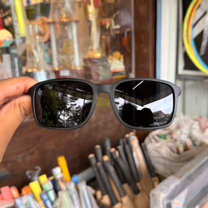 OAKLEY Black Rectangle Frame Light Weight Premium Sunglasses
