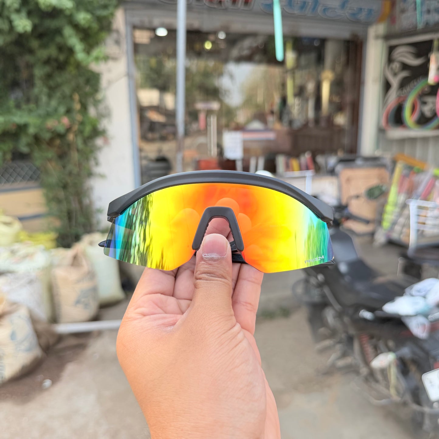 Hydra Black-Mercury Premium Unisex Sports Sunglass