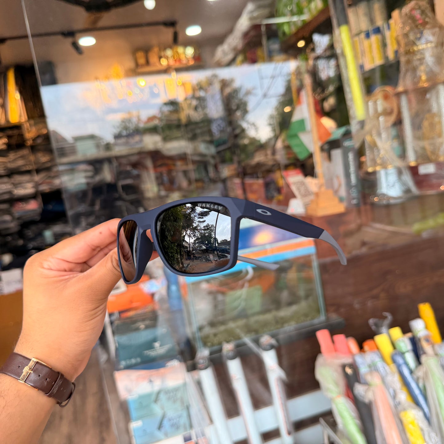 OAKLEY Polarised TO4914 Blue-Grey Premium Sunglasses
