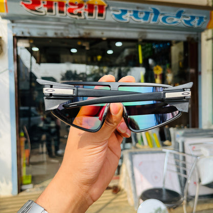 Latch Panel Sunglasses - Prizm Green Black