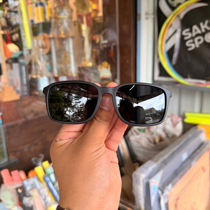 OAKLEY Black Rectangle Frame Light Weight Premium Sunglasses