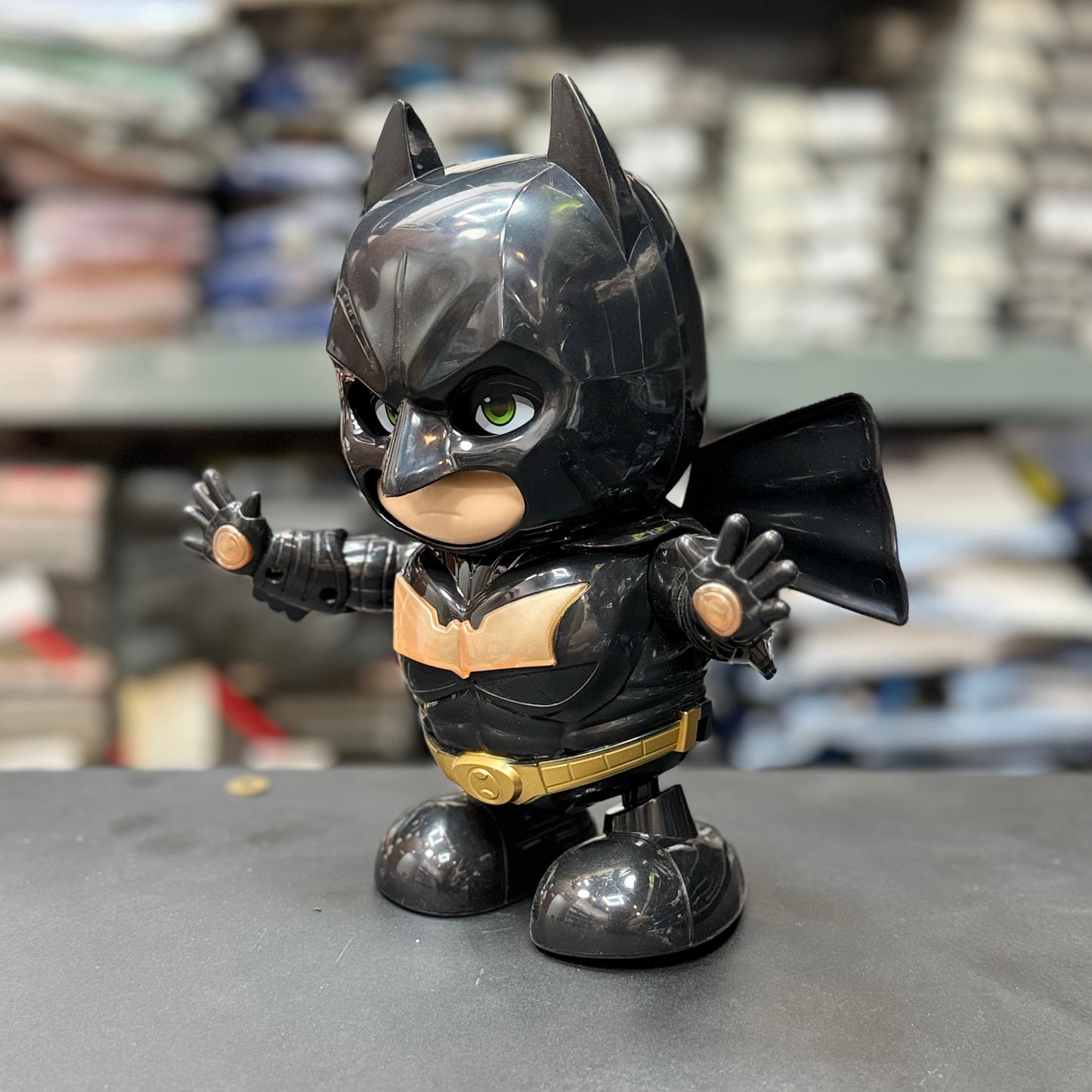Batman Super Hero Dancing Collectible Character 🦇