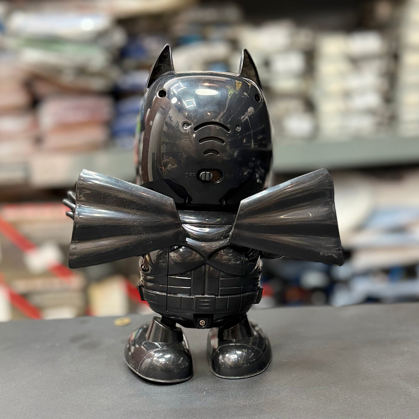 Batman Super Hero Dancing Collectible Character 🦇