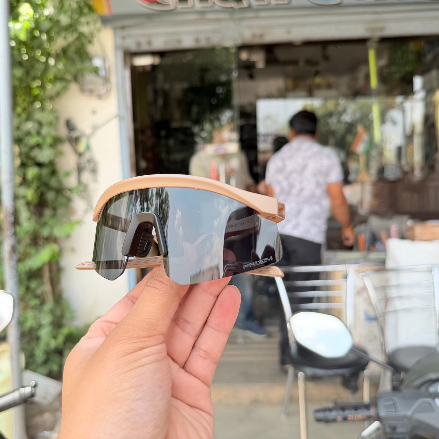 Hydra Beige Smoke Premium Unisex Sports Sunglass