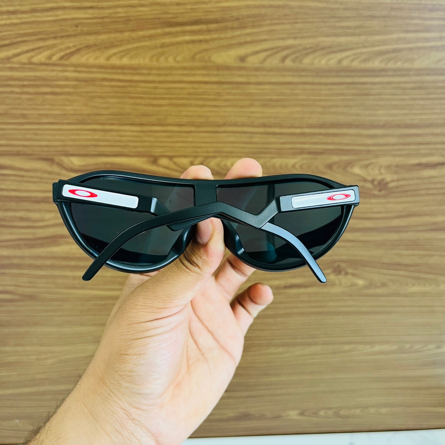 Full Frame Black Golden Colour New High Quality Premium Unisex Sports Sunglass