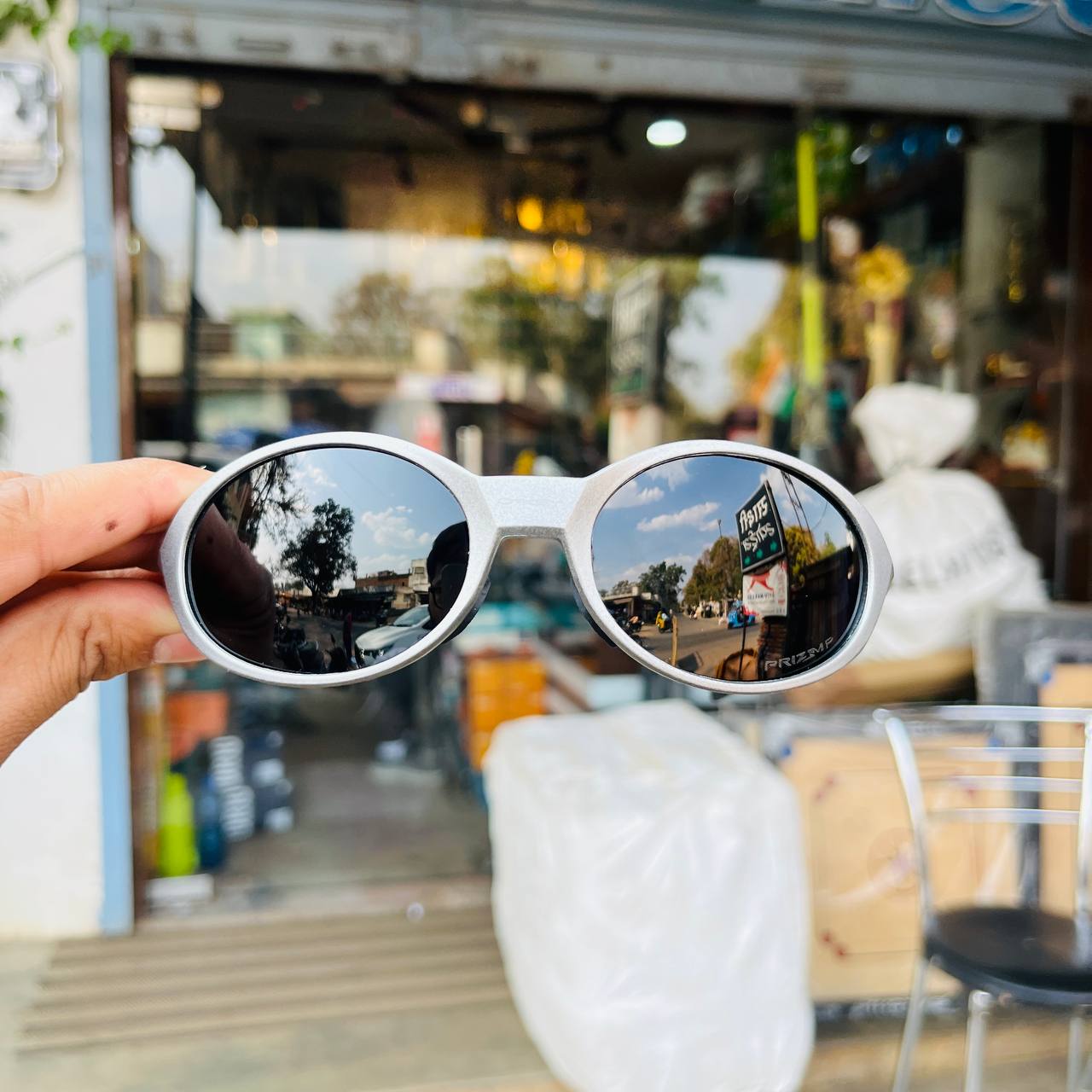 Sliver Black Colour Eye Jacket Redux – Oval Shape Sports Sunglasses