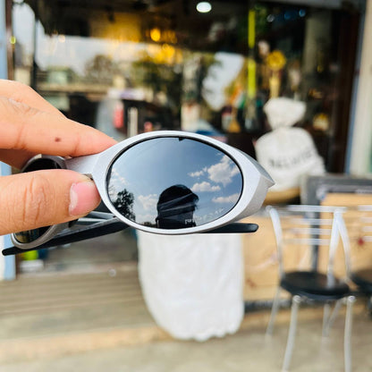 Sliver Black Colour Eye Jacket Redux – Oval Shape Sports Sunglasses