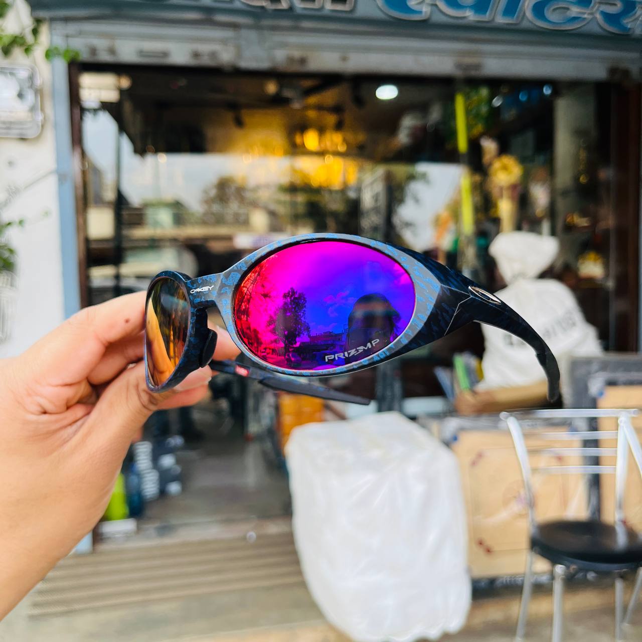 Pink-Black Eye Jacket Redux – Oval Shape Sports Sunglasses