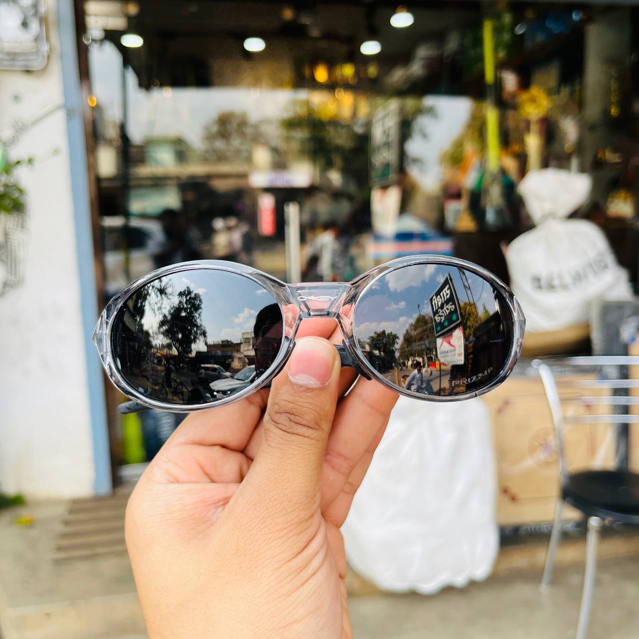 Gun Black Colour Eye Jacket Redux – Oval Shape Sports Sunglasses