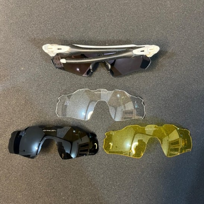 Att. Radar Mercury White With 3 Attachment Lens Unisex High Quality Sports Sunglasses