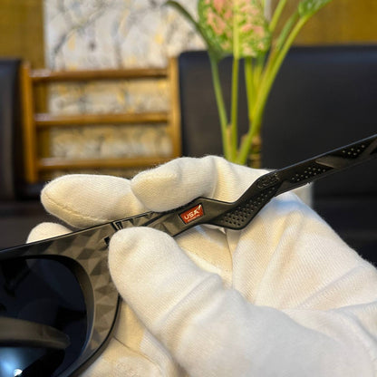 Lateralis Black Premium Sports Sunglasses