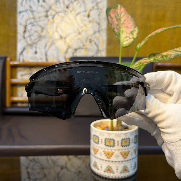 Encounter Black Premium Sports Sunglasses